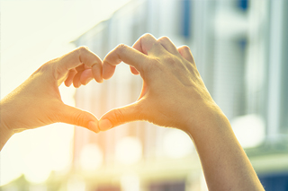 Mano y corazón Sede de Sysmex