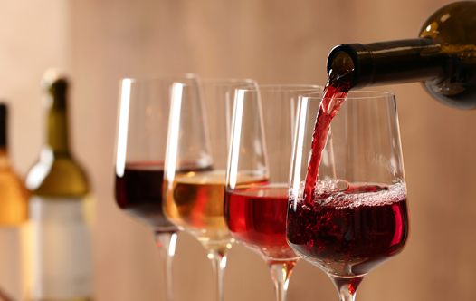 wine pour